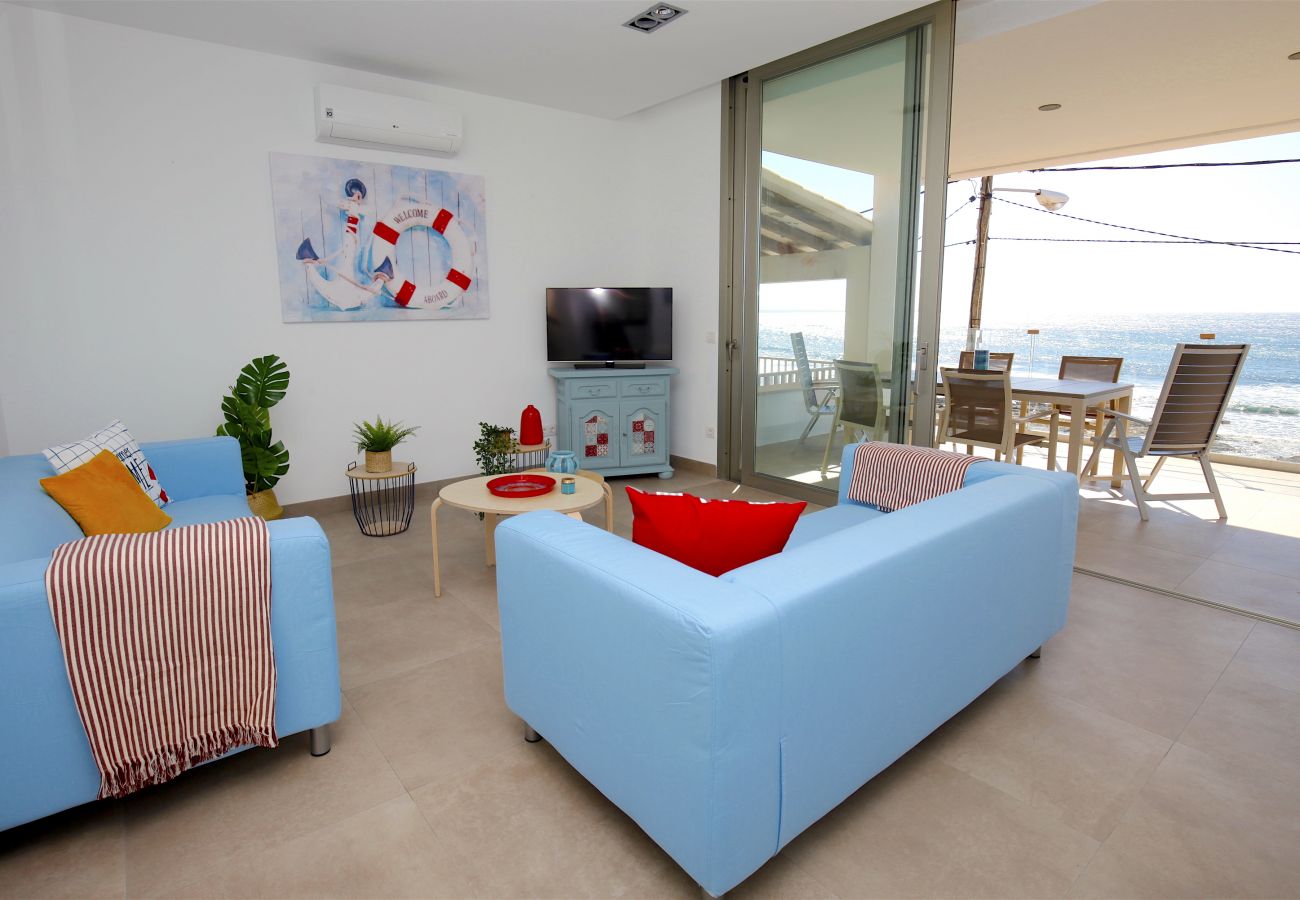 Apartamento en S´Estanyol - Familiar apartamento frente al mar