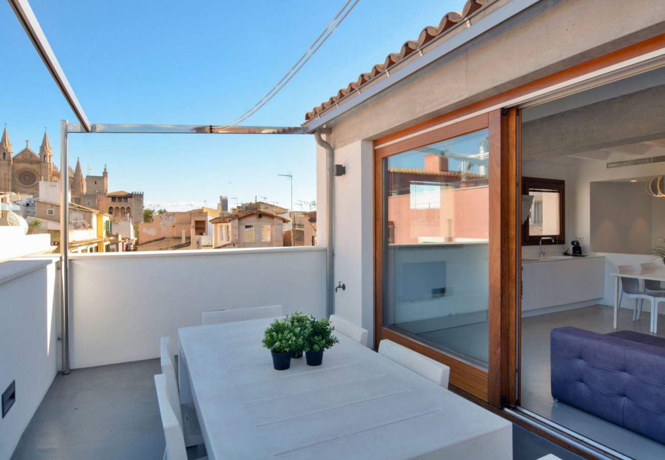 Apartamento en Palma de Mallorca - Lonja Suites 4 white