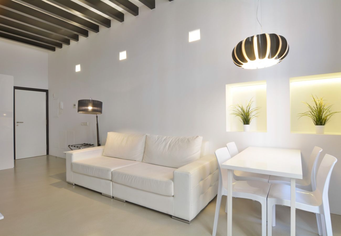 Apartamento en Palma de Mallorca - Lonja Suites 2 Black