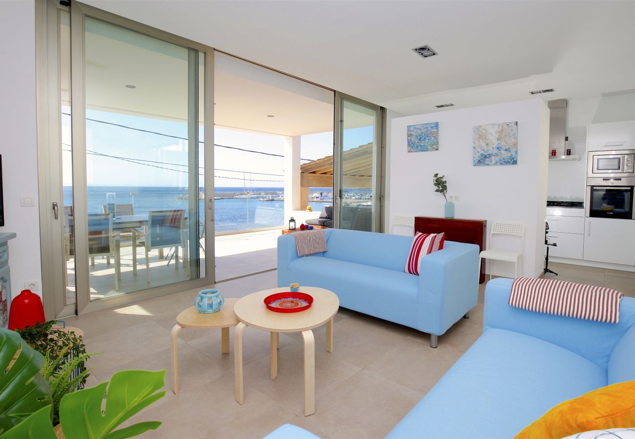 Ferienwohnung in S´Estanyol - Familiar apartamento frente al mar