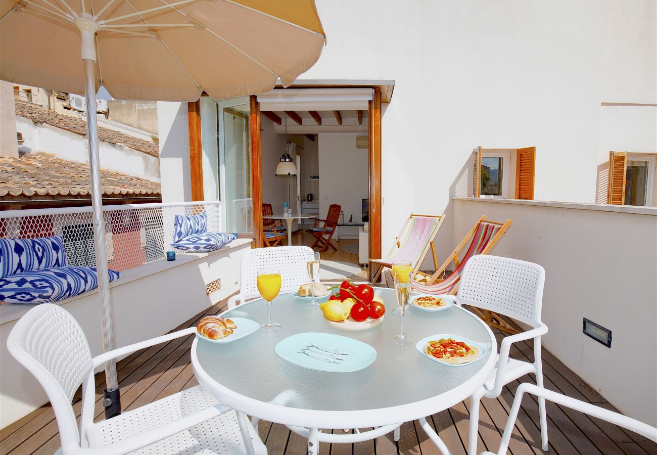 Ferienwohnung in Palma de Mallorca - Montmari TI Penthouse with private terrace