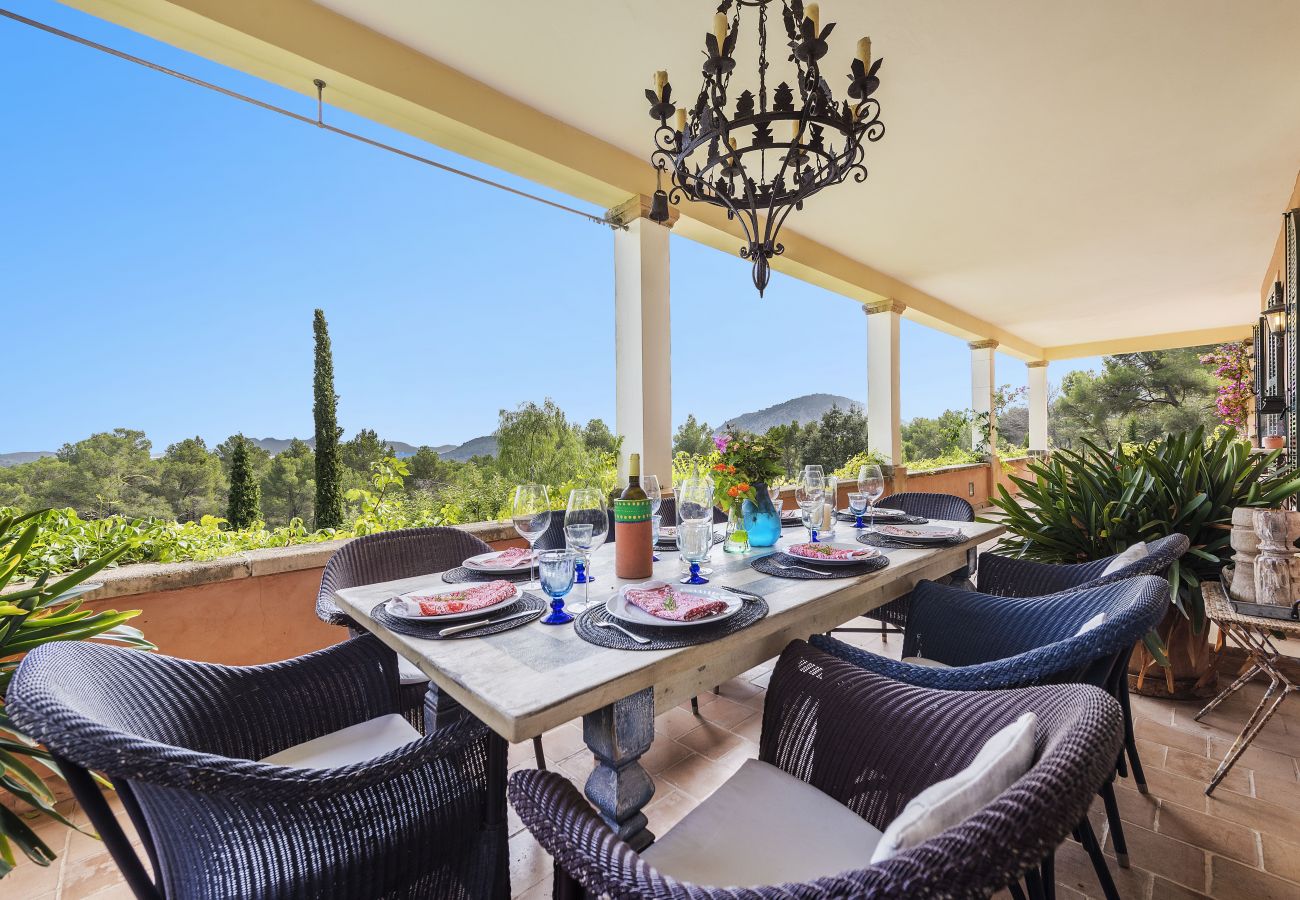 Terrasse mit Gartenblick