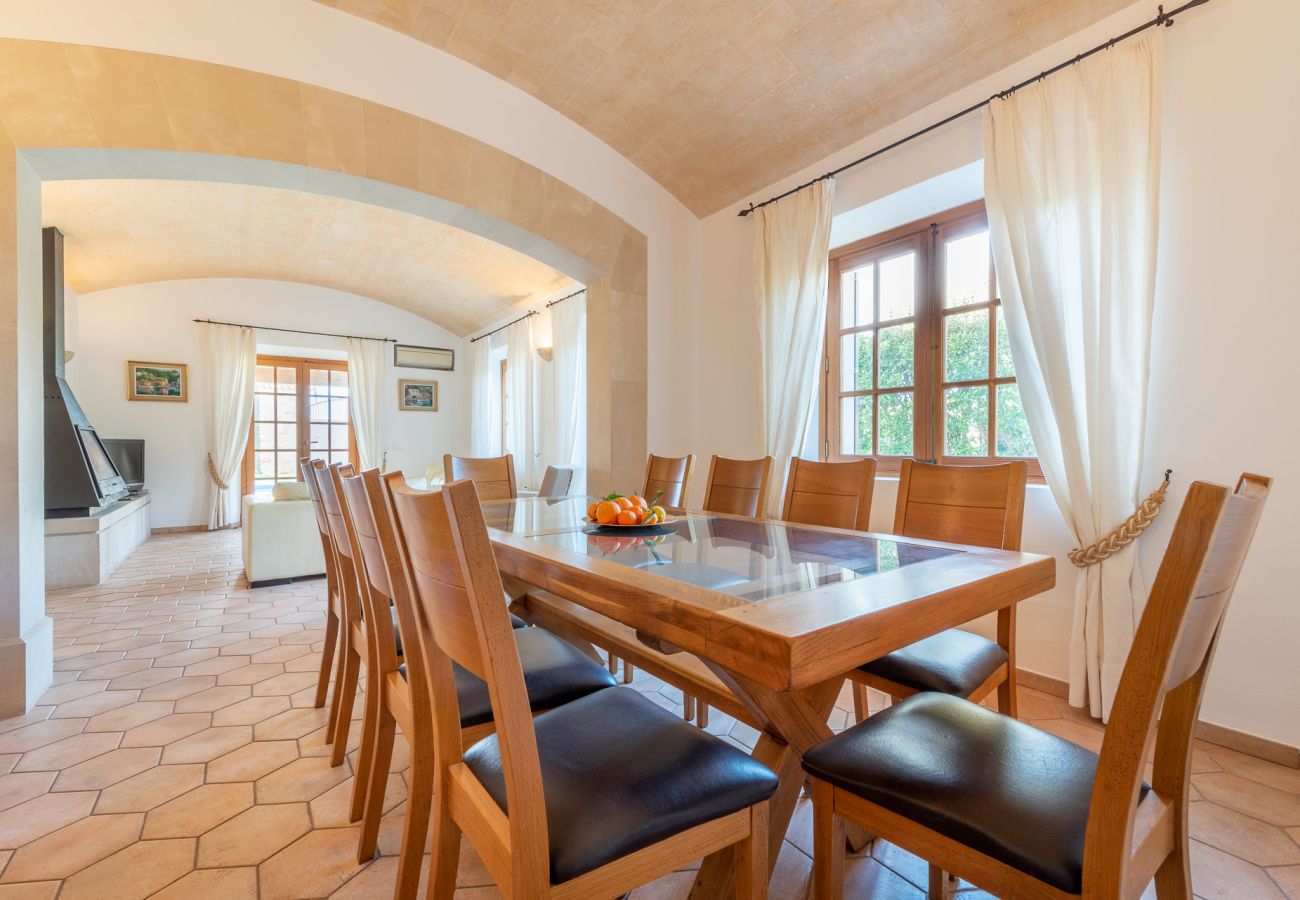 Villa in Es Llombards - Finca Sa Bassa des Castellet