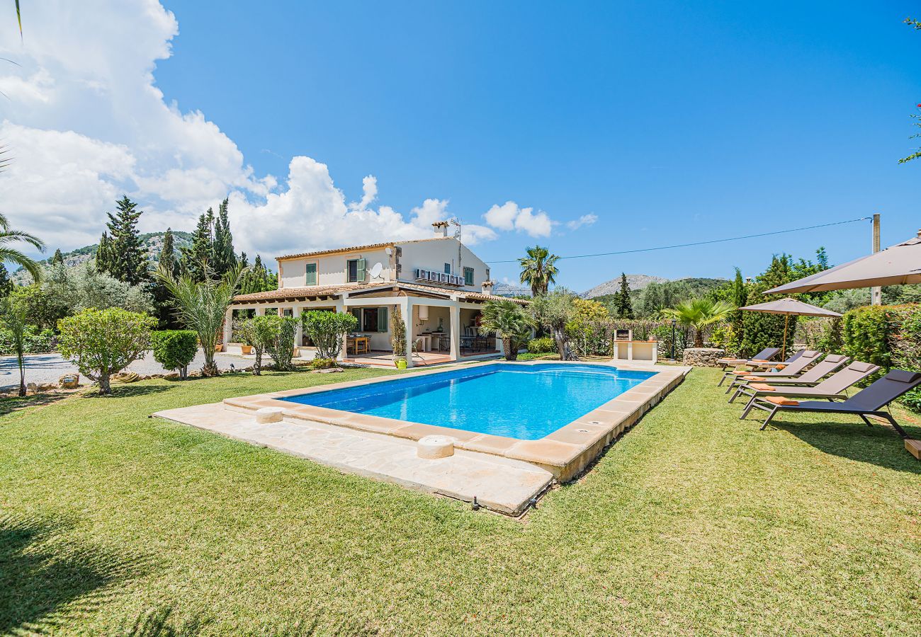 Villa in Pollensa / Pollença - CAN OLI  Ref. VP19