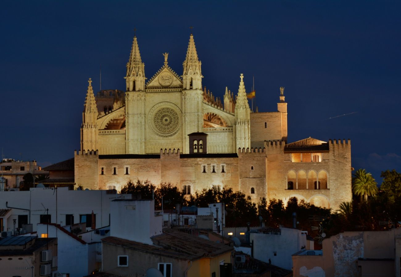 Ferienwohnung in Palma de Mallorca - Lonja Suites 4 white