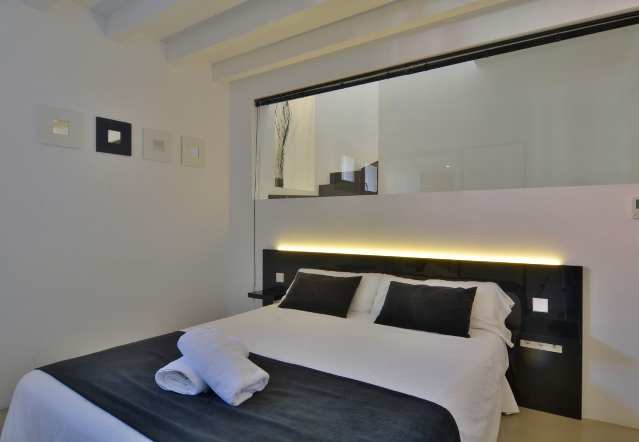 Ferienwohnung in Palma de Mallorca - Lonja Suites 4 white