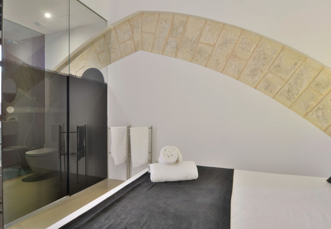 Ferienwohnung in Palma de Mallorca - Lonja Suites 2 Black