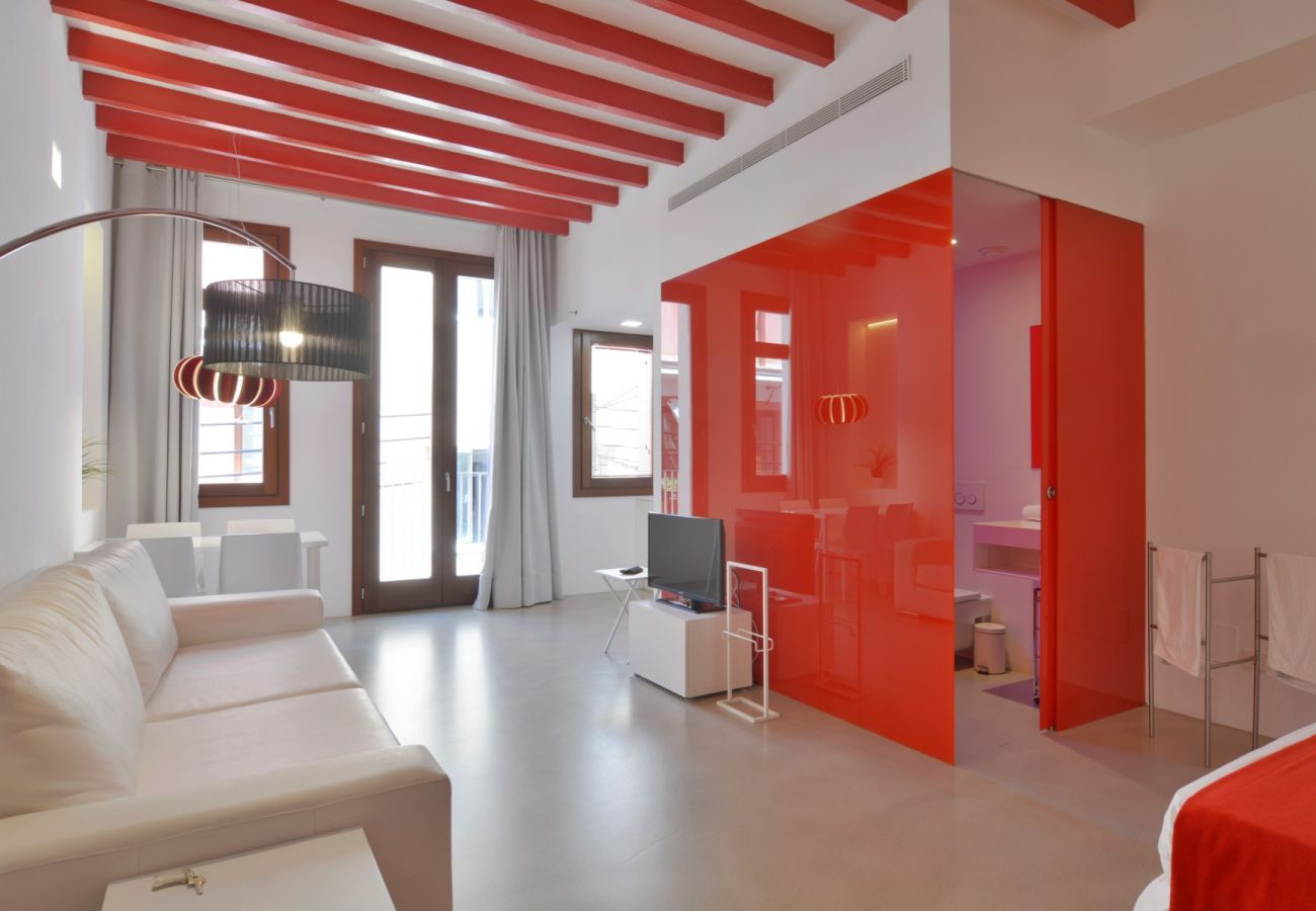 Ferienwohnung in Palma de Mallorca - Lonja Suites 3 red