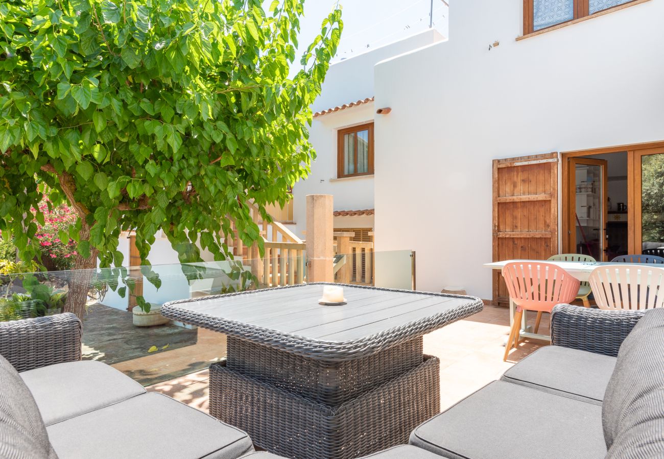 Ferienhaus in Cala Murada - Casa Jardin