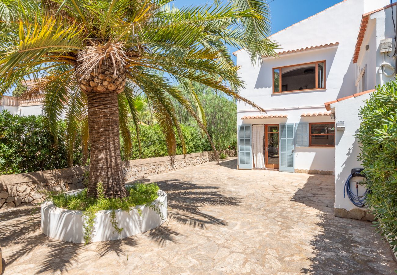 Ferienhaus in Cala Murada - Casa Jardin