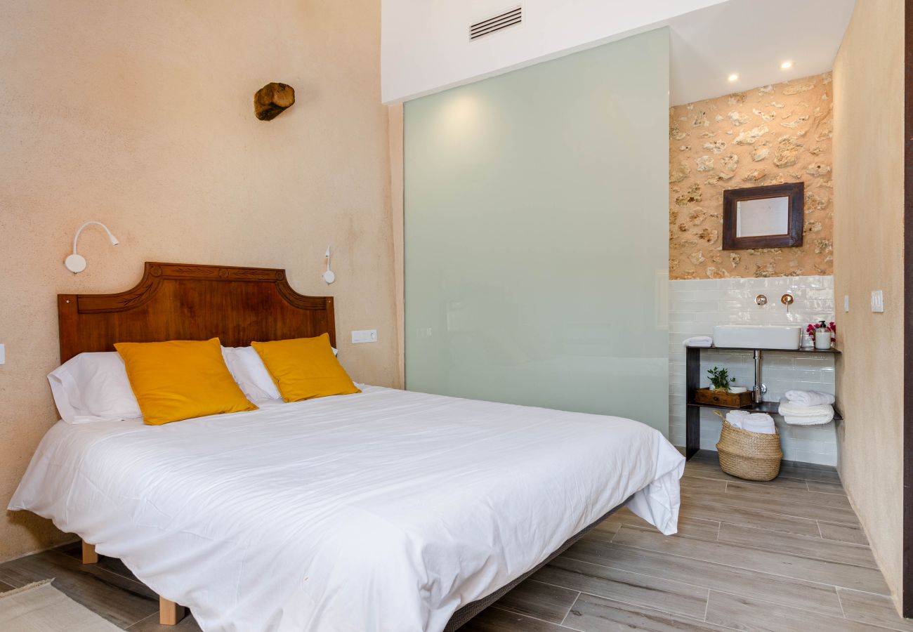 Farm stay in Costitx - Agroturismo Cal Tio 2, YourHouse