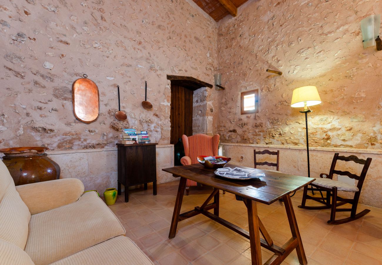 Farm stay in Campos - YourHouse Son Sala Terrat Apartment in Agroturismo