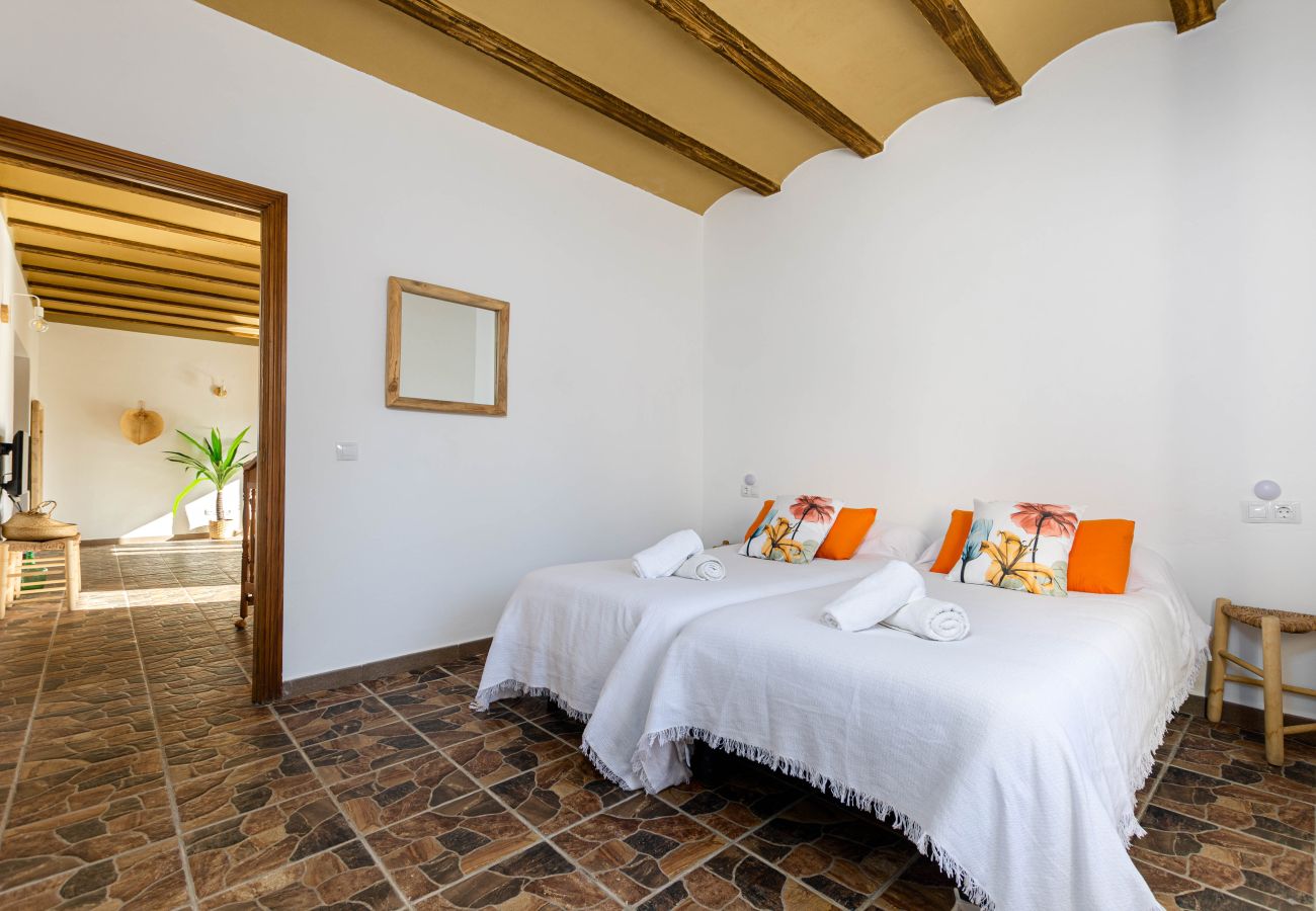 Apartment in Inca - Agroturismo El Limonar 4, YourHouse