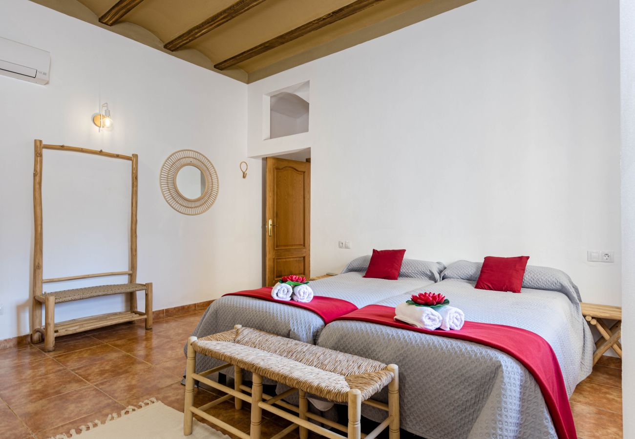 Apartment in Inca - Agroturismo El Limonar 5, YourHouse